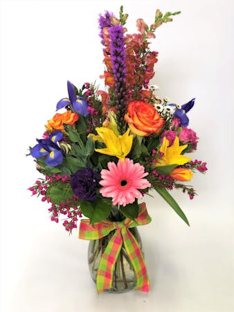 Floral Embrace | Delaware & Maryland Flower Delivery | Kitty's Flowers